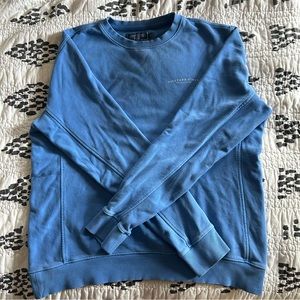 Vineyard Vines sweatshirt